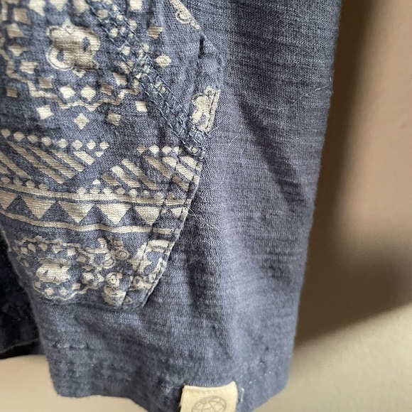 Free Planet cotton hoodie. Blue with printed pocket. Size small. - Picture 3 of 7